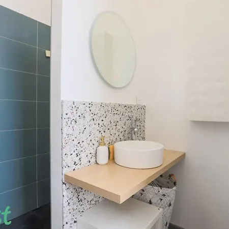 Verlaine - Standing 2 Pour 4 Avec Balcon Apartman