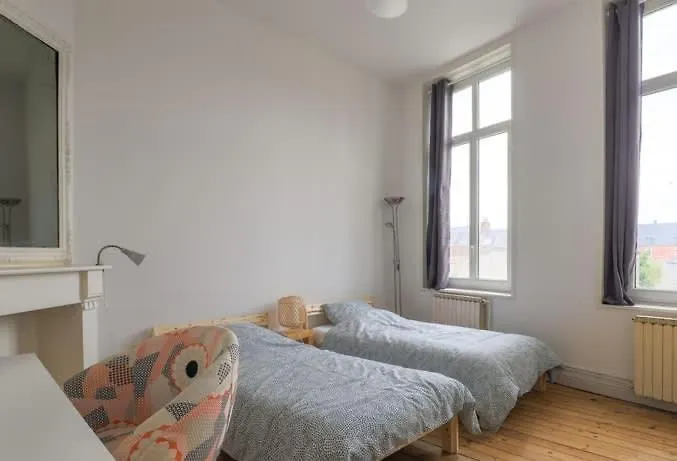 Verlaine - Standing 2 Pour 4 Avec Balcon Appartement